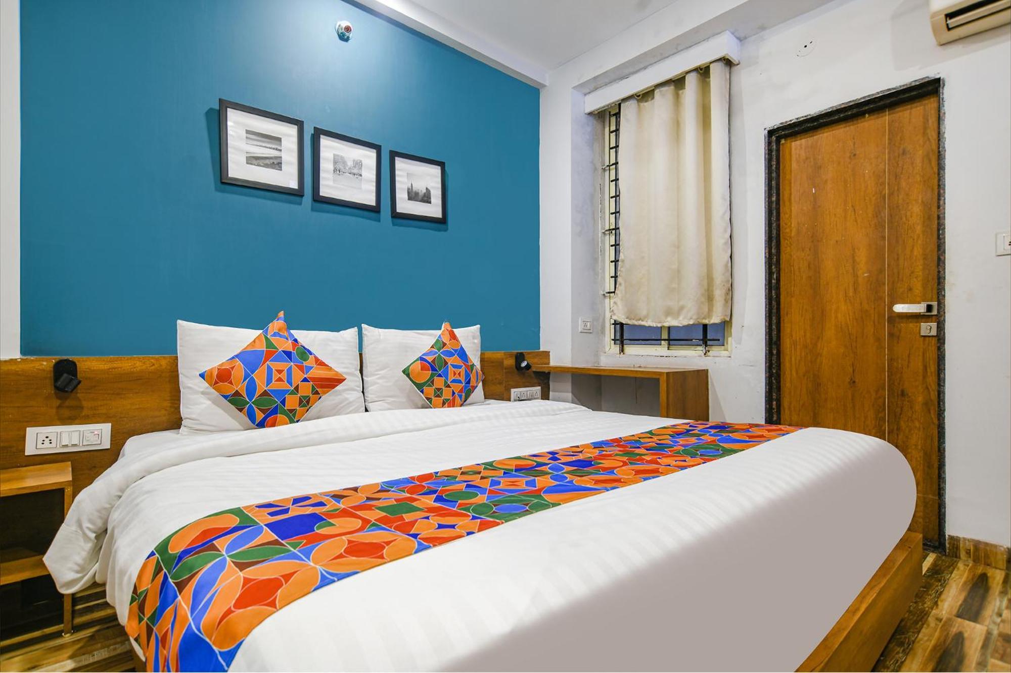 Hotel Fabhotel Hello Homz Indore